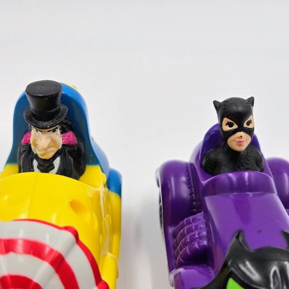 Vintage Catwoman And Penguin McDonald’s Happy Meal Toys 1991 DC Comics Read - Picture 6 of 11